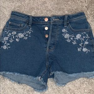 Mom jean shorts